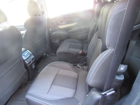 Used 2021 Subaru Ascent Premium image 14