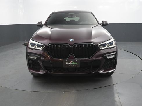 Used 2021 BMW X6 M50i image 9