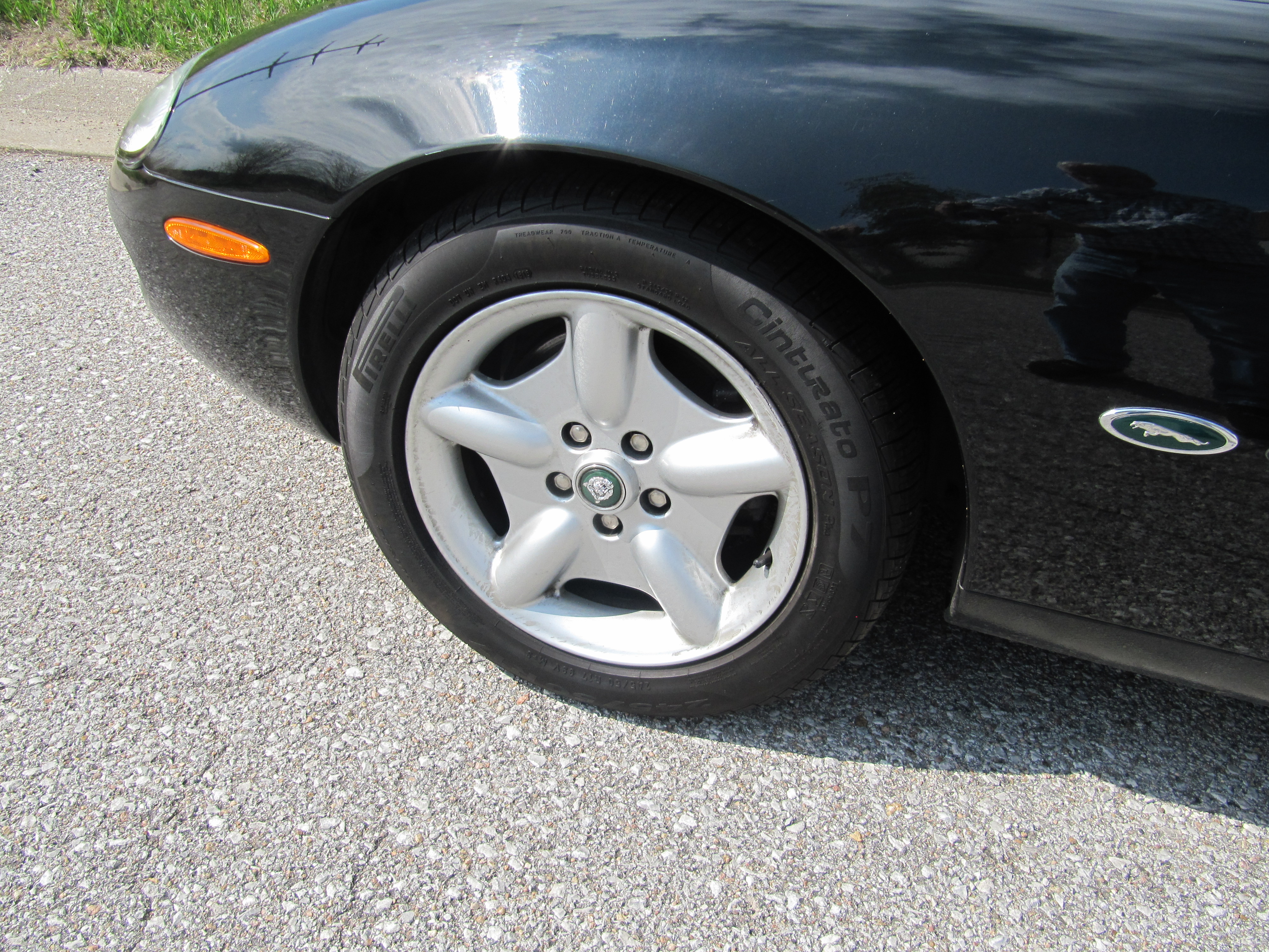 Used 1999 Jaguar XK8 RWD image 6