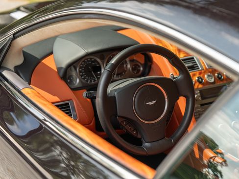 Used 2006 Aston Martin DB9 Coupe RWD image 21
