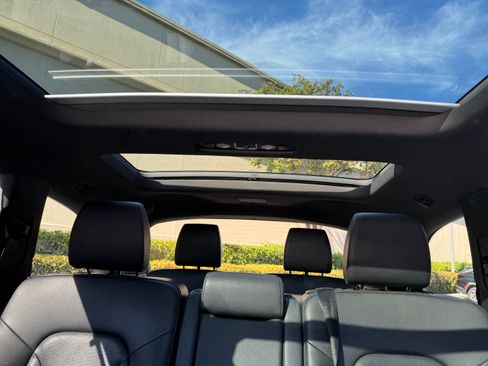 Used 2015 Audi Q7 3.0T S line Prestige AWD/4WD image 23
