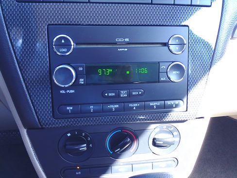 Used 2008 Ford Fusion SE image 15