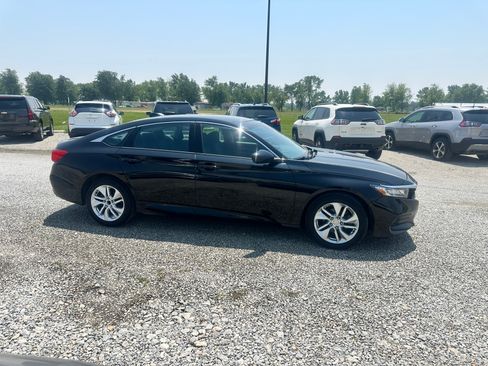 Used 2018 Honda Accord LX image 5