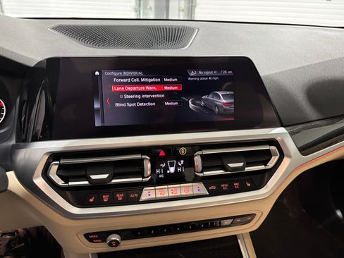 Used 2020 BMW 330i xDrive w/ Driver Assist image 38