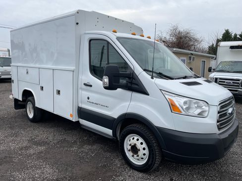 Used 2018 Ford Transit 350 image 3