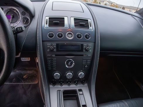 Used 2008 Aston Martin V8 Vantage Coupe RWD image 26