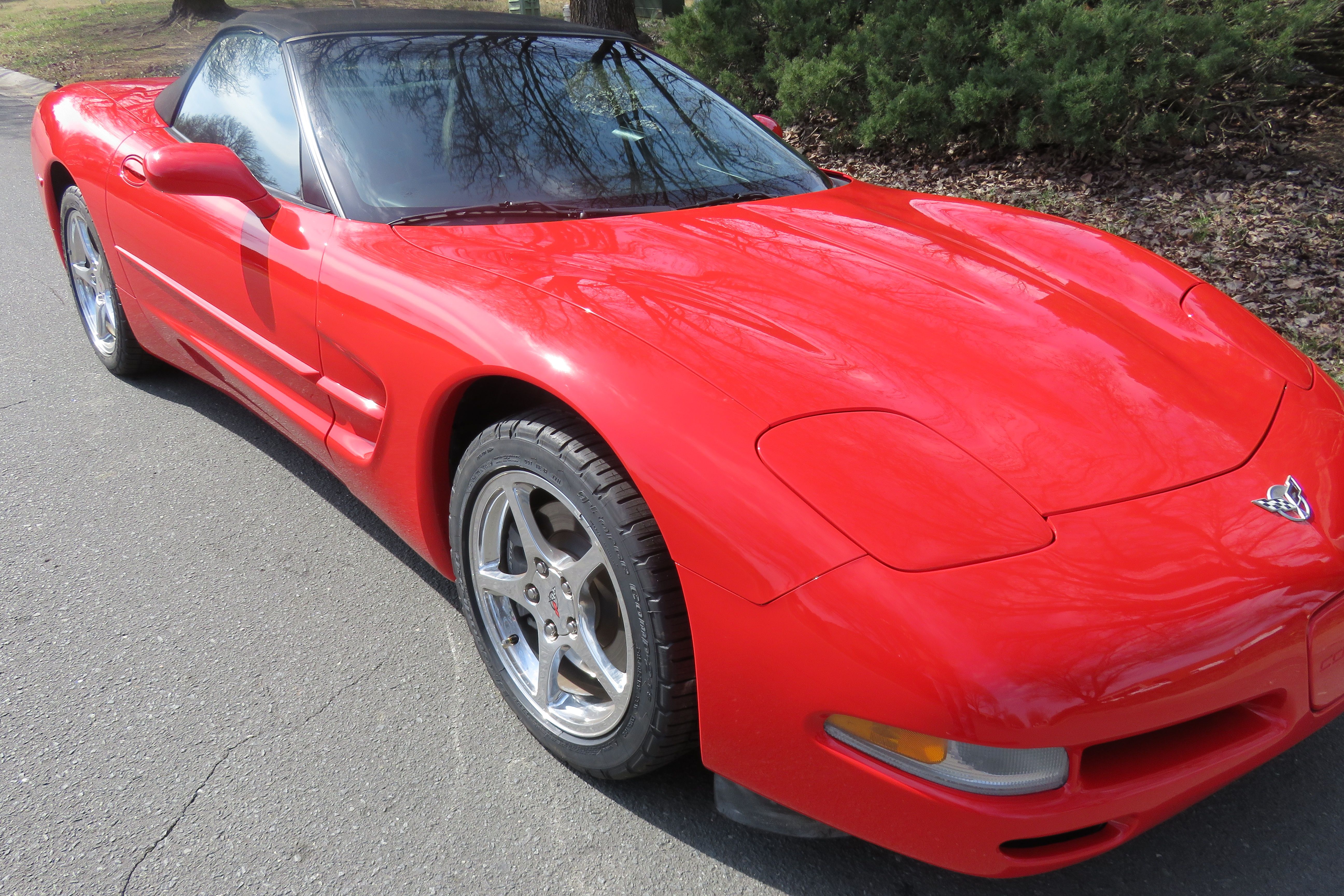 Used 2003 Chevrolet Corvette Convertible RWD image 15