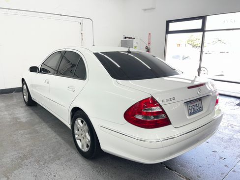 Used 2003 Mercedes-Benz E 320 image 7