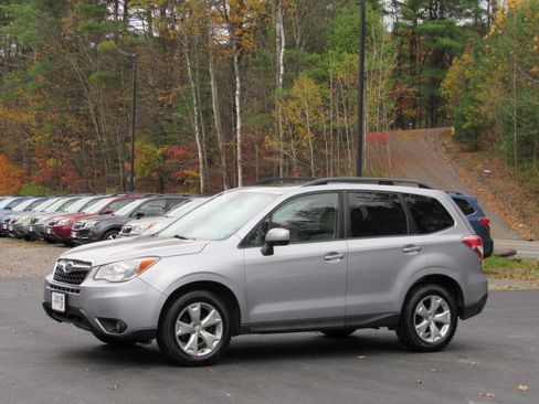 Used 2014 Subaru Forester 2.5i Premium image 3