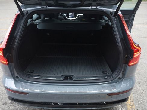 Used 2023 Volvo V60 T8 Polestar AWD image 27
