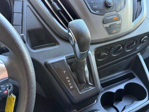 Used 2019 Ford Transit 250 image 21