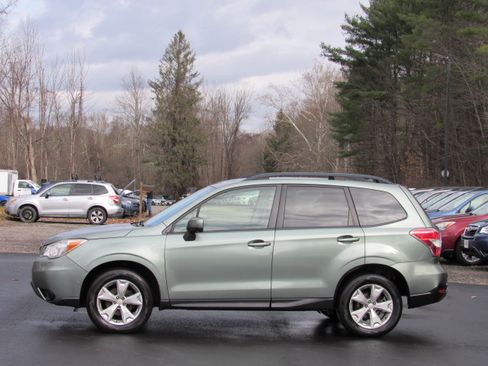 Used 2015 Subaru Forester 2.5i Premium image 5