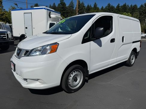 Used 2020 Nissan NV200 S FWD image 6
