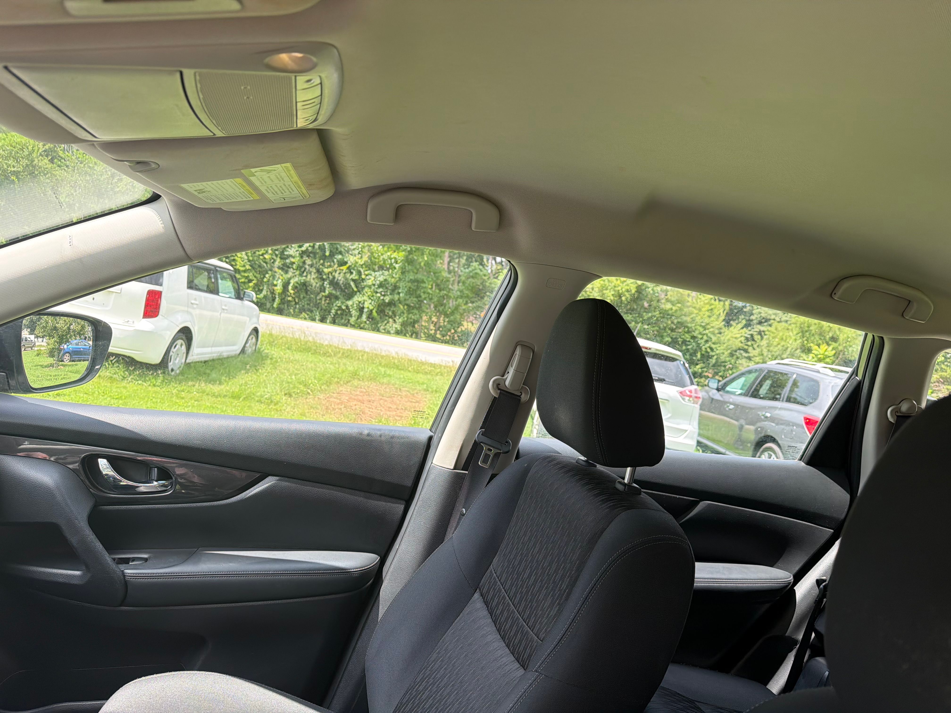 Used 2018 Nissan Rogue AWD image 27