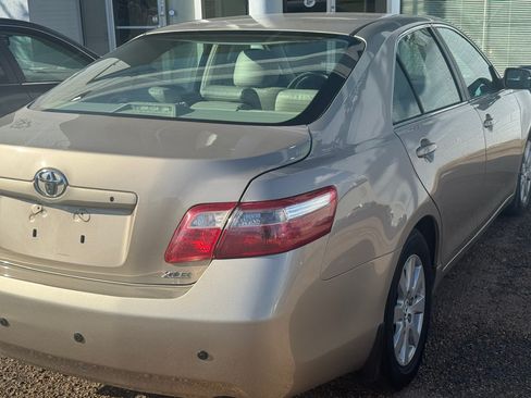 Used 2009 Toyota Camry V6 FWD image 6