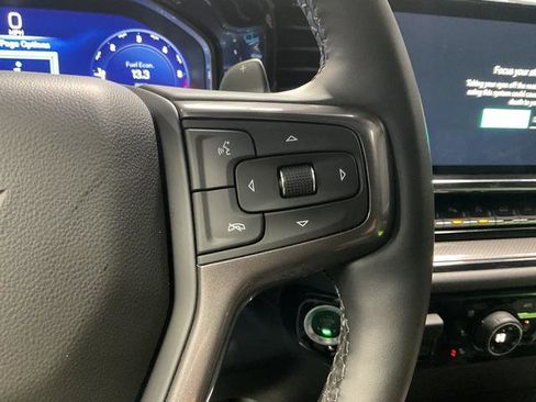 Used 2025 Chevrolet Silverado 1500 ZR2 image 20