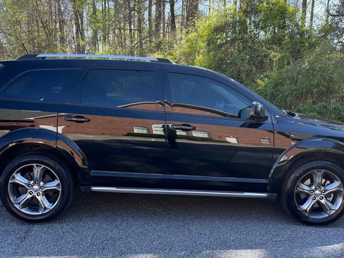 Used 2016 Dodge Journey Crossroad image 3