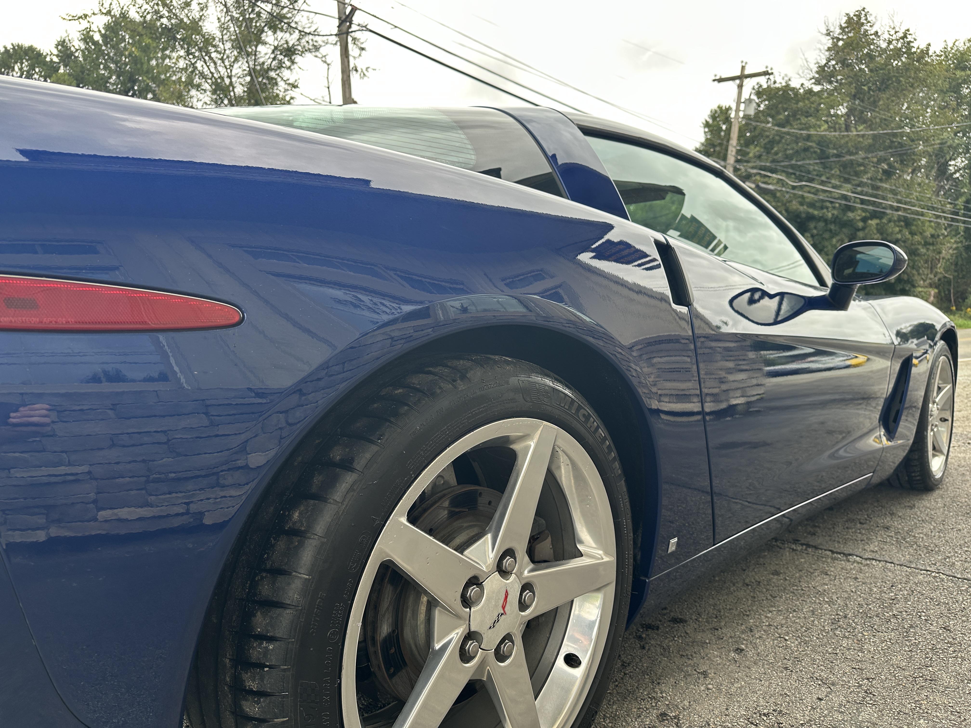 Used 2006 Chevrolet Corvette Coupe RWD image 5