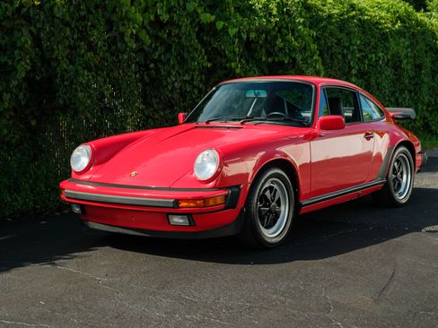 Used 1988 Porsche 911 Carrera image 2