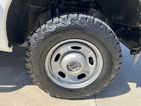 Used 2011 Ford F250 4x4 SuperCab Super Duty image 18