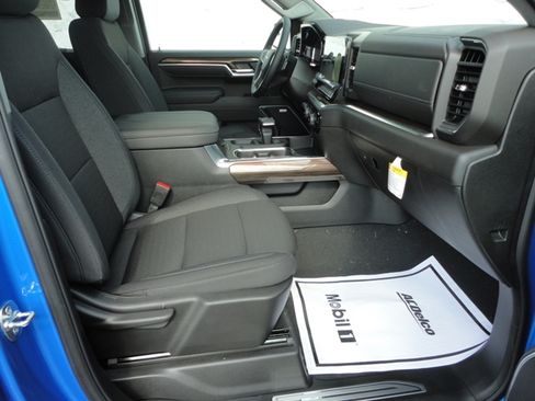 New 2025 Chevrolet Silverado 1500 RST image 26
