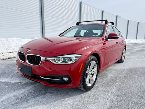 Used 2018 BMW 330i xDrive image 4