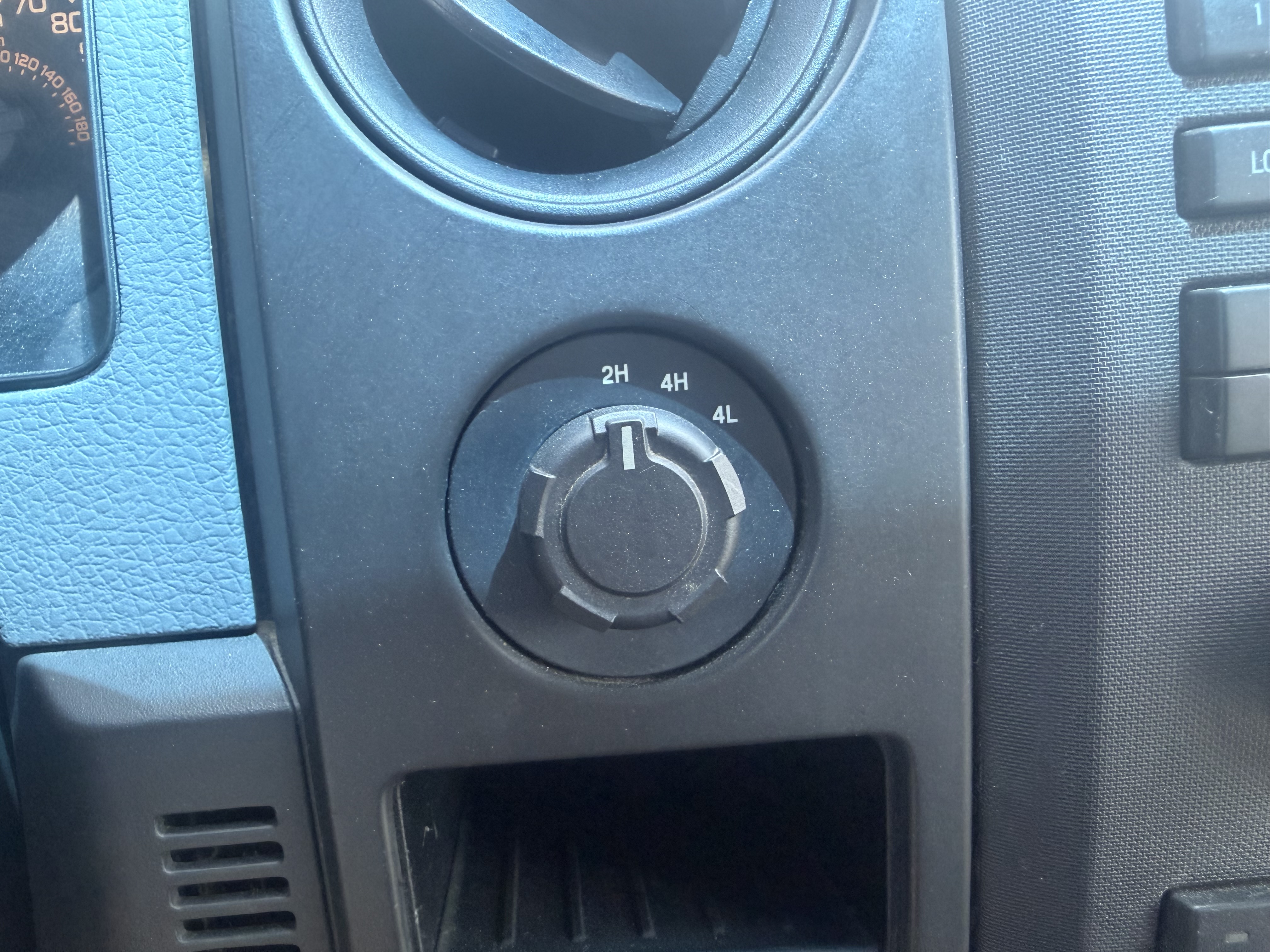 Used 2014 Ford F150 4x4 Regular Cab XL image 39