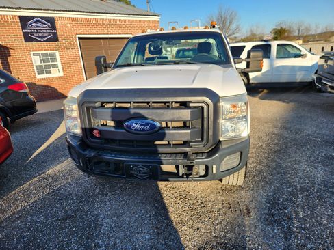 Used 2013 Ford F350 XL image 4