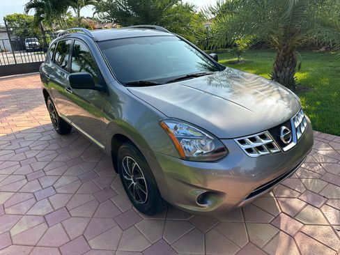 Used 2015 Nissan Rogue Select FWD S image 3