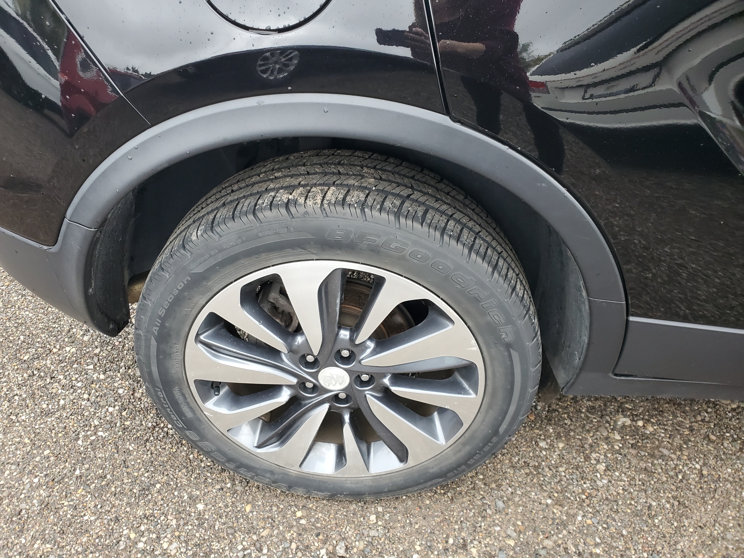 Used 2020 Buick Encore FWD Essence image 11