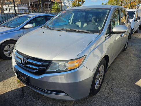 Used 2014 Honda Odyssey EX image 1