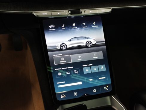 Used 2023 Lucid Air Grand Touring image 23