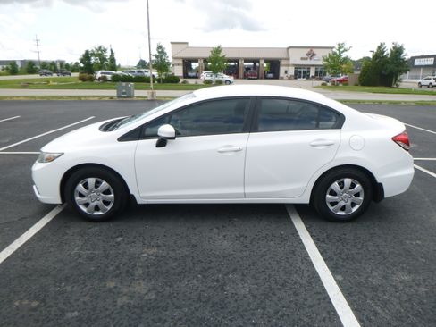 Used 2015 Honda Civic LX image 1