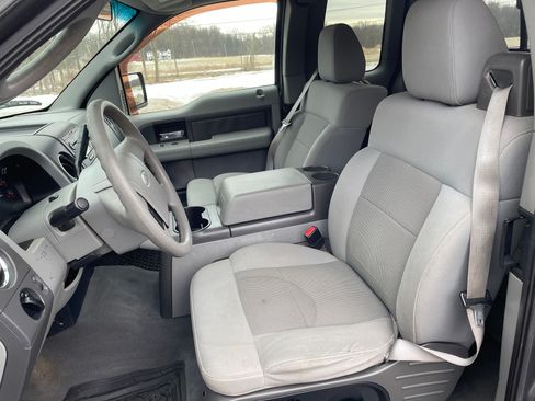 Used 2004 Ford F150 XLT image 9