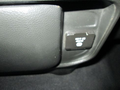 Used 2022 RAM 2500 Laramie image 26