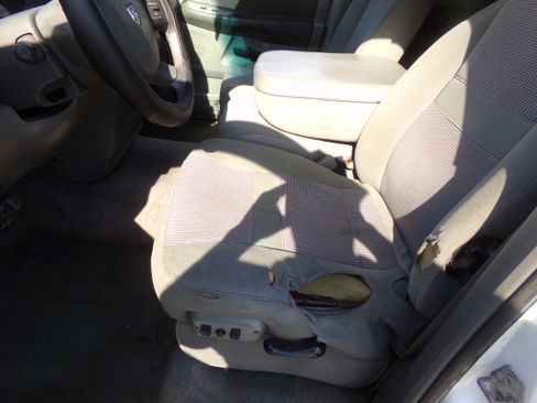 Used 2007 Dodge Ram 3500 Truck SLT image 12