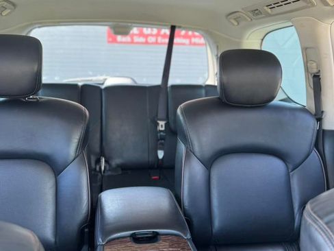 Used 2018 Nissan Armada Platinum image 7