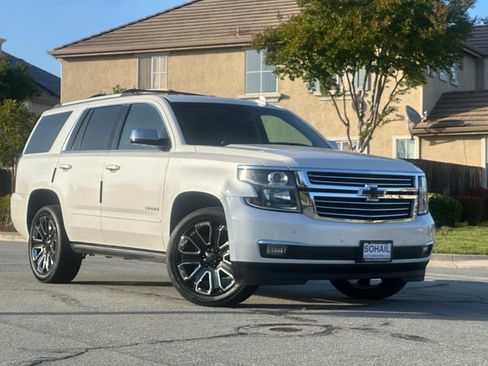 Used 2019 Chevrolet Tahoe Premier RWD image 4