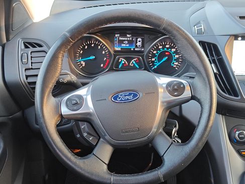 Used 2016 Ford Escape SE image 8