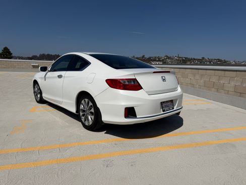 Used 2013 Honda Accord EX Coupe image 4