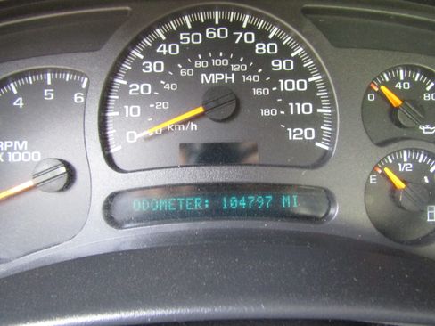 Used 2004 Chevrolet Silverado 1500 2WD Extended Cab image 16