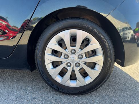 Used 2016 Hyundai Elantra GT image 13