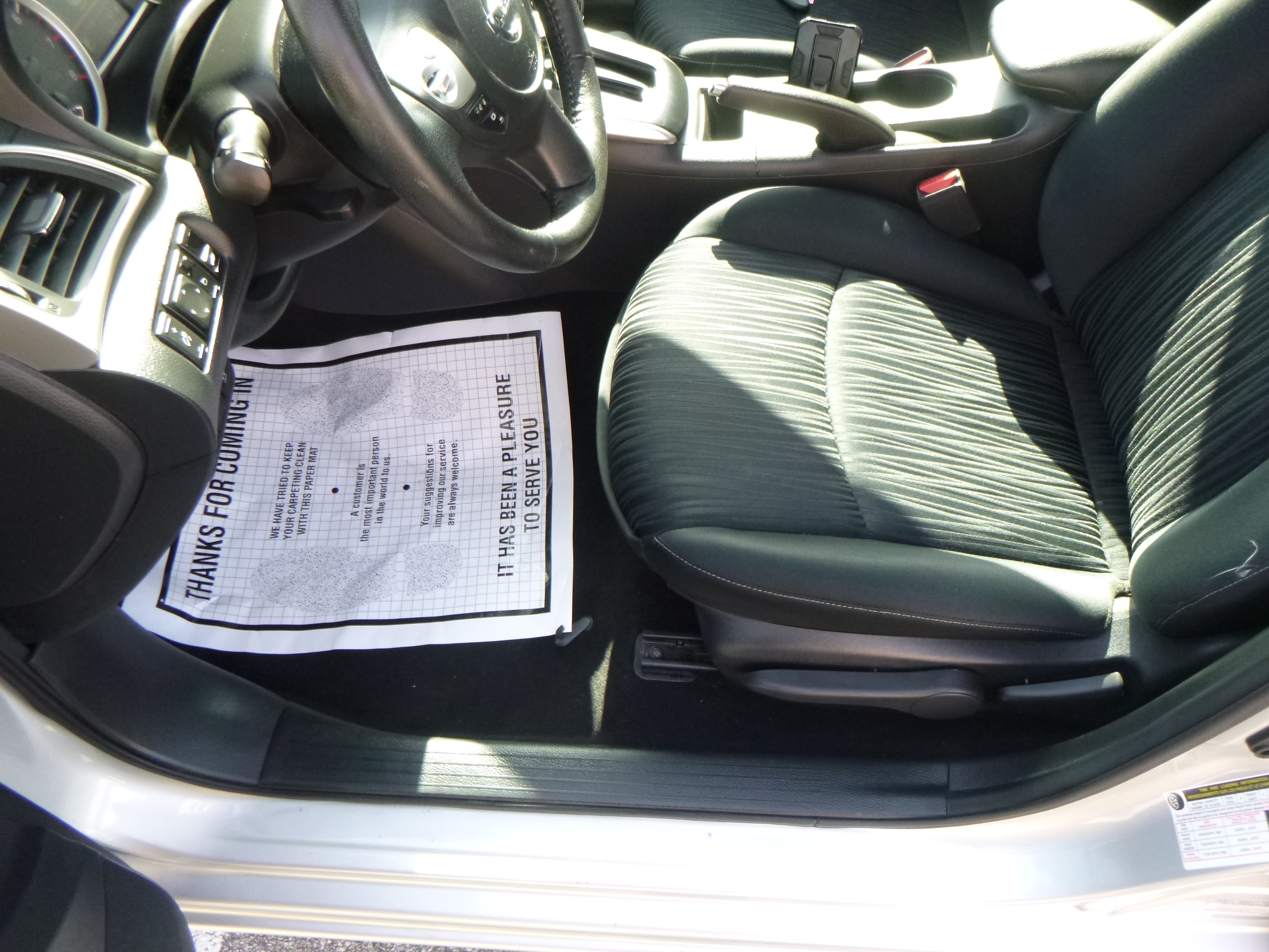 Used 2019 Nissan Sentra SV FWD image 14