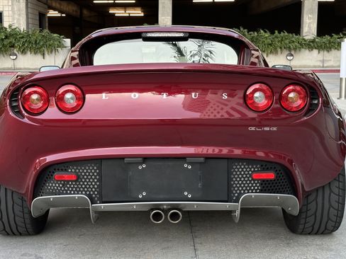 Used 2005 Lotus Elise image 33