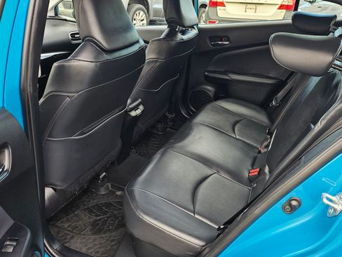 Used 2020 Toyota Prius Prime Limited image 12