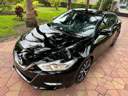 Used 2017 Nissan Maxima 3.5 SL image 1