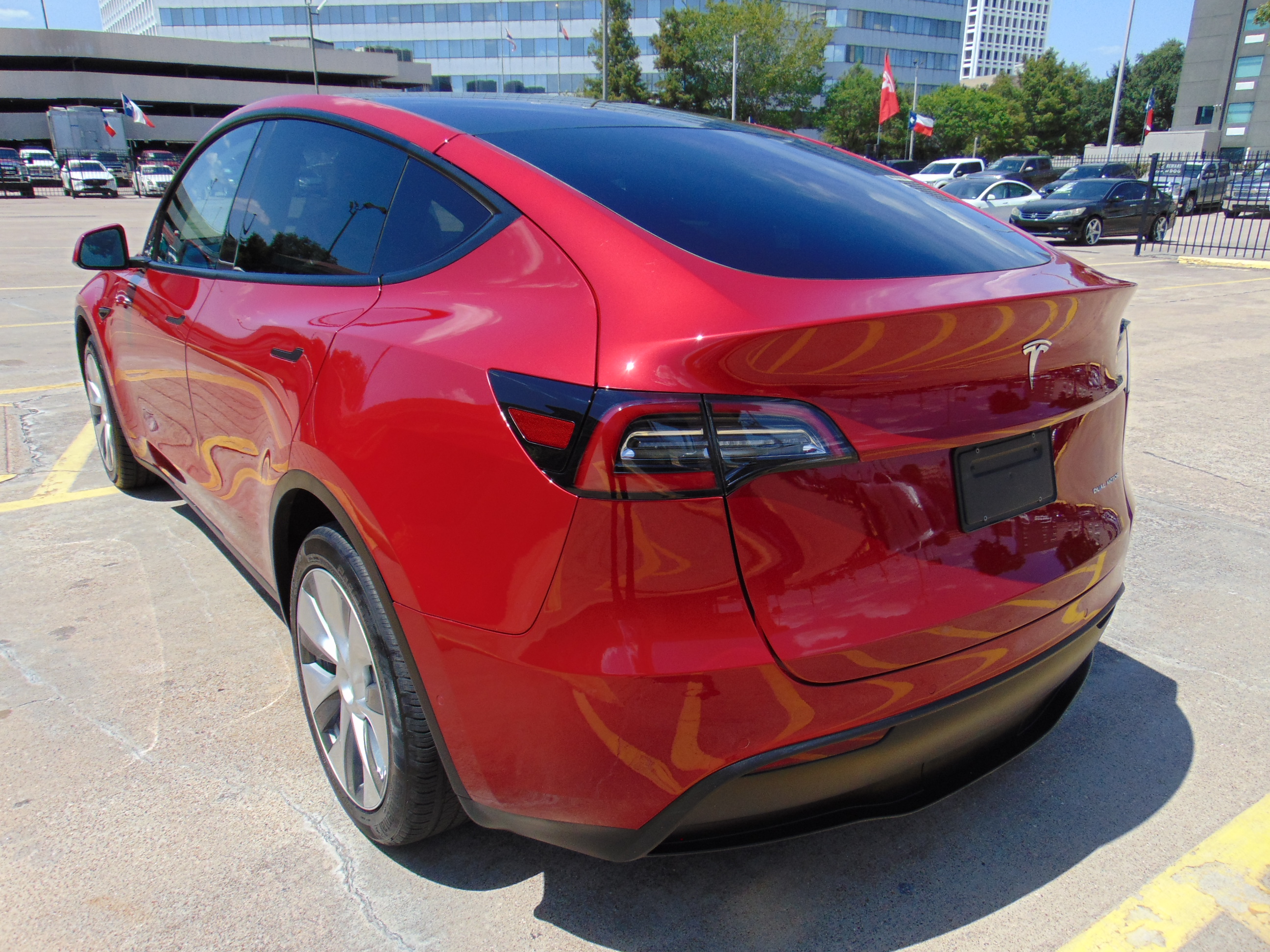 Used 2020 Tesla Model Y Long Range AWD/4WD image 4