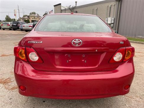 Used 2010 Toyota Corolla LE image 4
