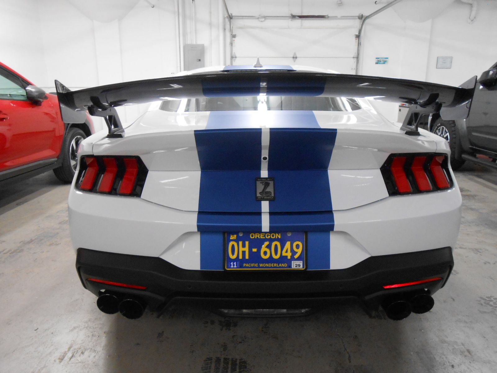 Used 2025 Ford Mustang Shelby GT350 RWD image 5