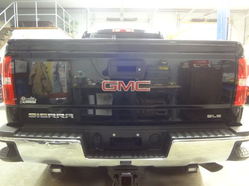 Used 2018 GMC Sierra 2500 SLE image 5